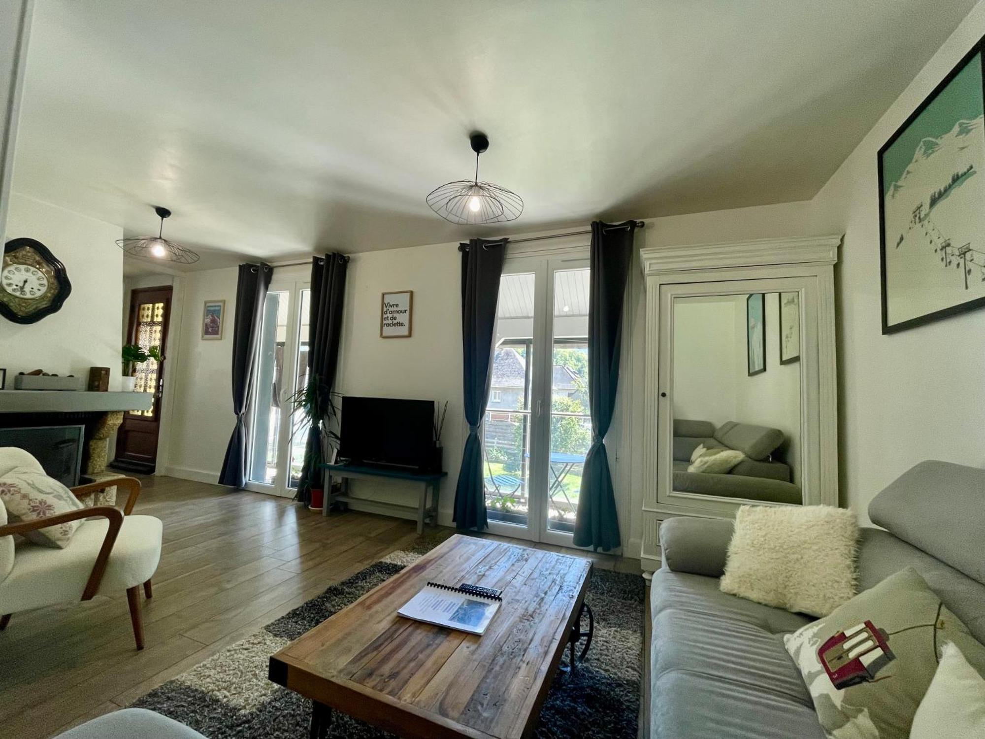 Bel Dans Cheminee /jardin Apartment Luz-Saint-Sauveur